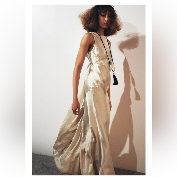 Zara Dresses & Skirts - LIMITED EDITION WRINKLED EFFECT SATIN DRESS